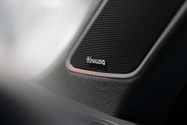 2024 Volkswagen Touareg R RC