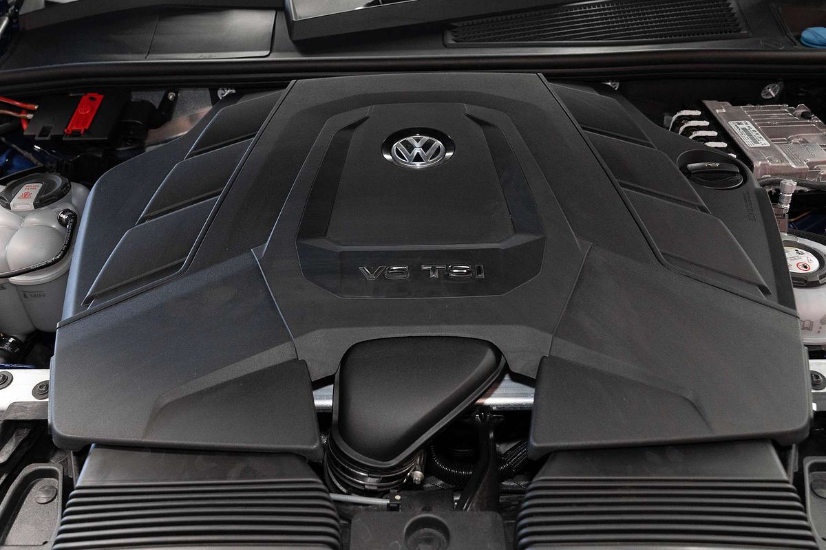 2024 Volkswagen Touareg R RC