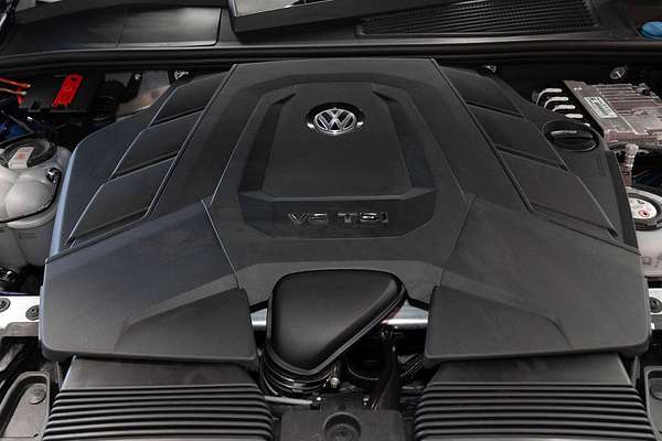 2024 Volkswagen Touareg R RC