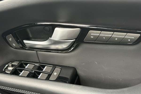 2017 Land Rover Range Rover Evoque TD4 180 HSE Dynamic L538