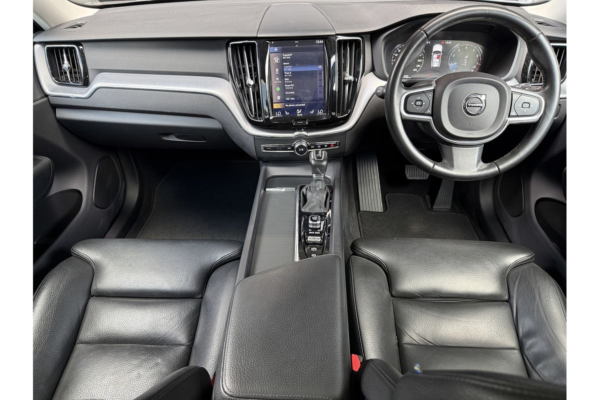 2018 Volvo XC60 T5 Momentum