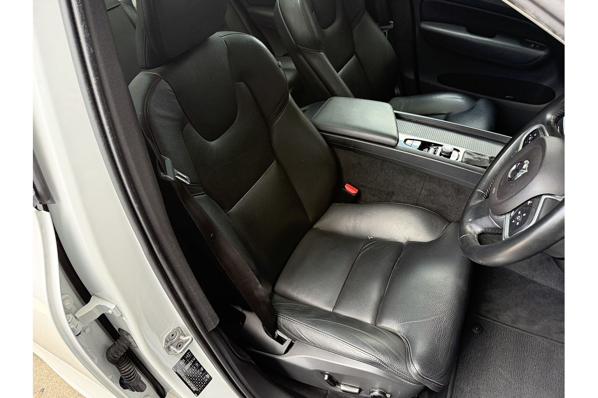 2018 Volvo XC60 T5 Momentum