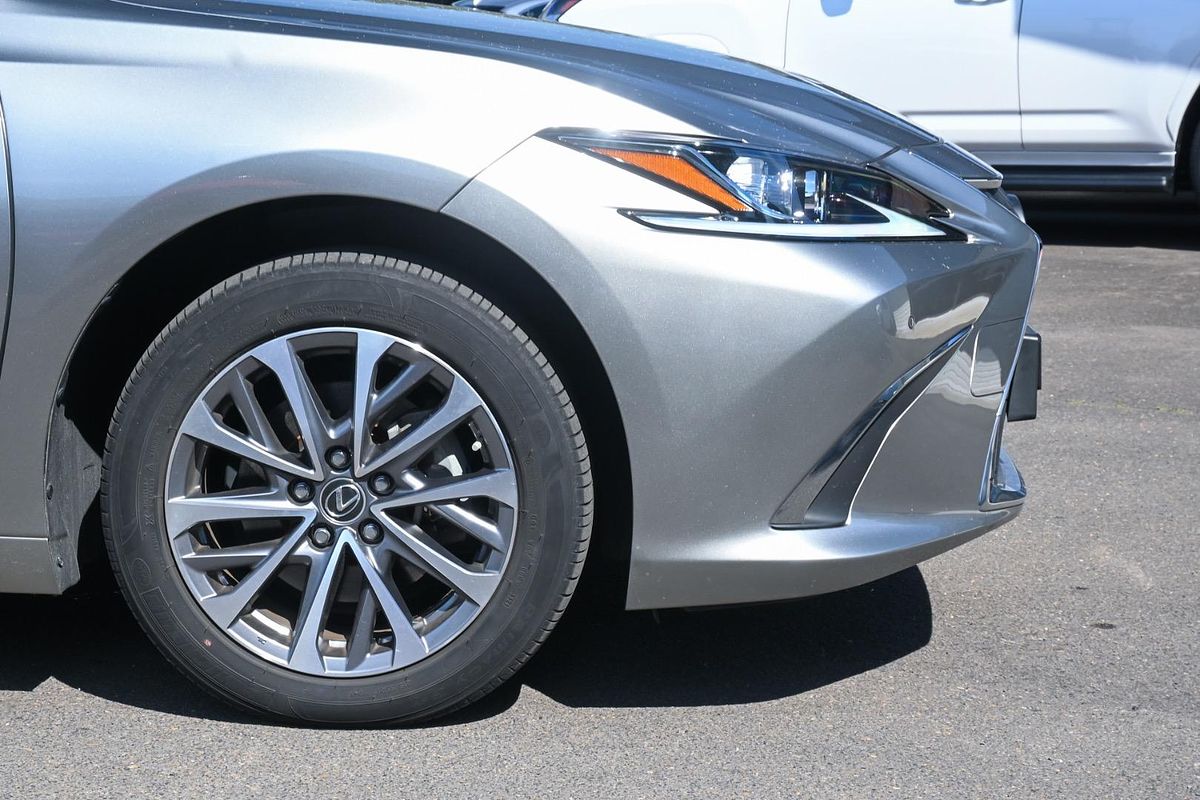 2022 Lexus ES ES250 Luxury AXZA10R
