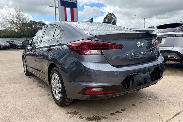 2020 Hyundai Elantra Go AD.2