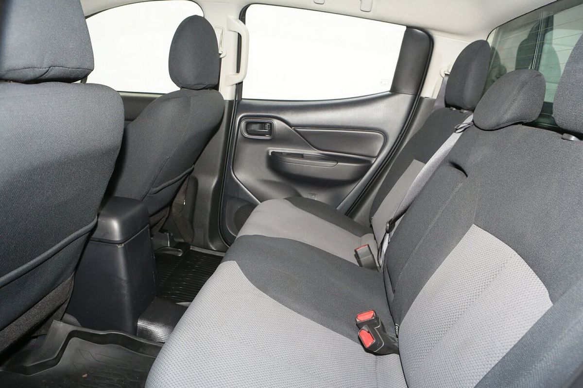 2023 Mitsubishi Triton GLX MR Rear Wheel Drive