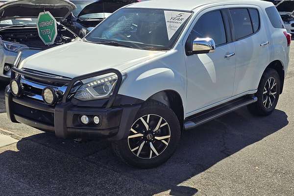 2021 Isuzu MU-X LS-U