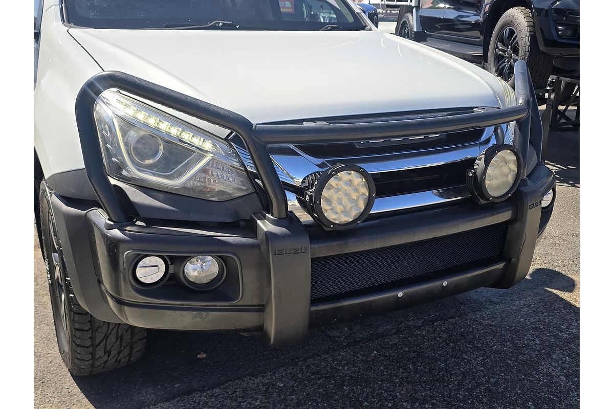 2021 Isuzu MU-X LS-U