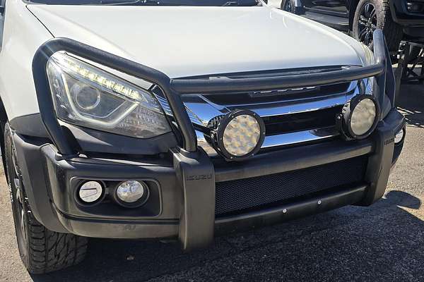 2021 Isuzu MU-X LS-U