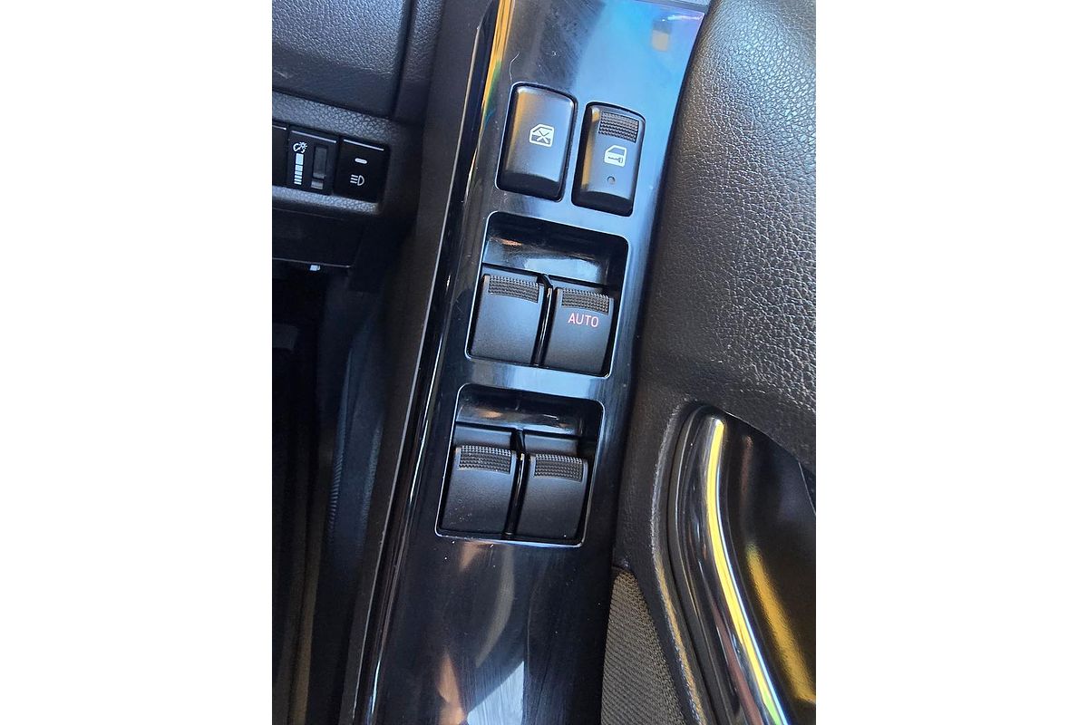 2021 Isuzu MU-X LS-U