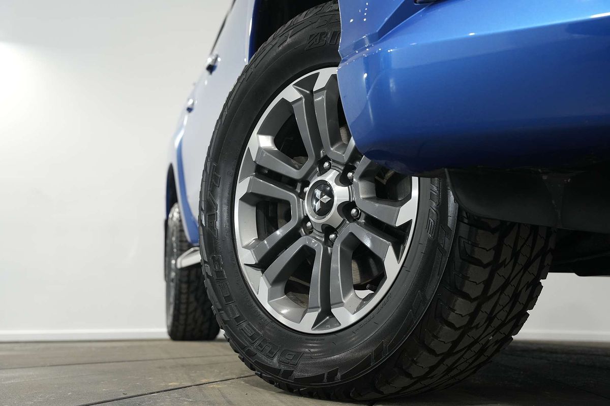 2020 Mitsubishi Triton GLS MR 4X4