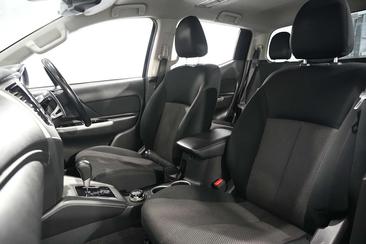 2020 Mitsubishi Triton GLS MR 4X4