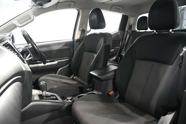 2020 Mitsubishi Triton GLS MR 4X4