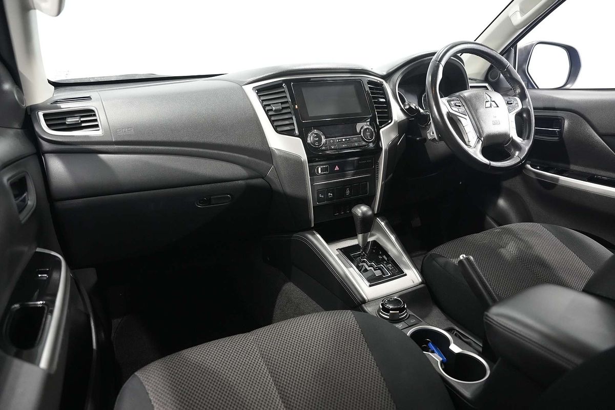 2020 Mitsubishi Triton GLS MR 4X4