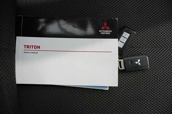 2020 Mitsubishi Triton GLS MR 4X4