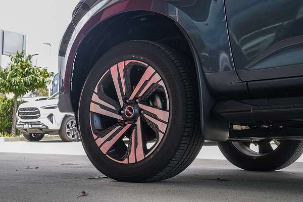 2025 Isuzu MU-X LS-T