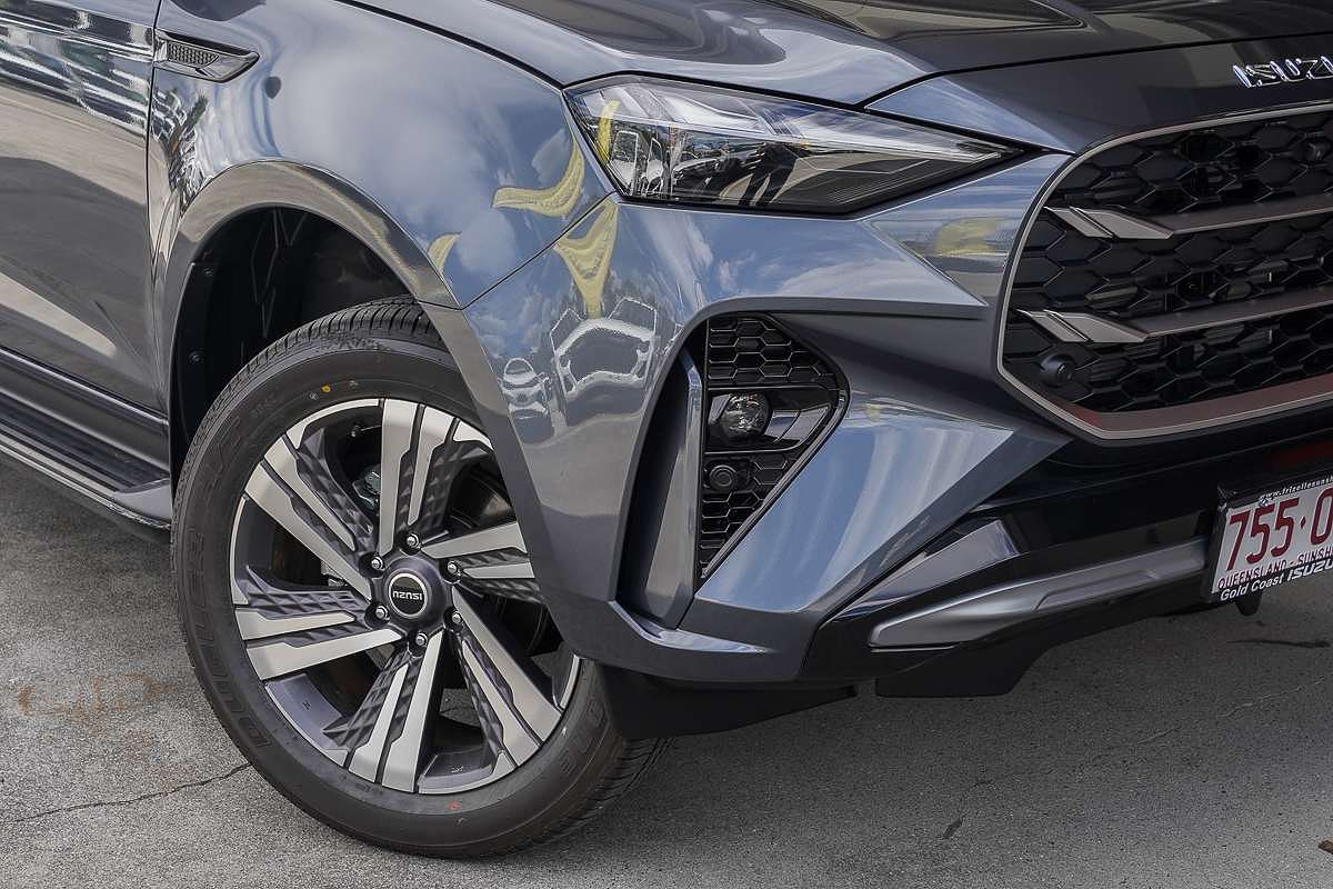 2025 Isuzu MU-X LS-T