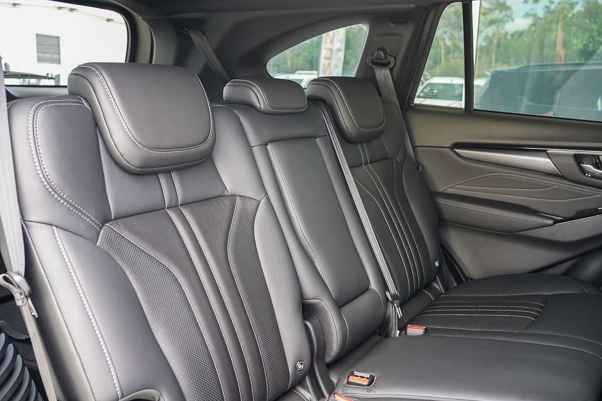 2025 Isuzu MU-X LS-T