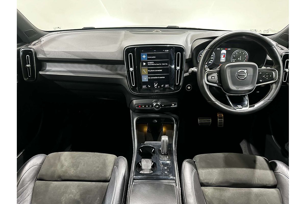 2018 Volvo XC40 T5 R-Design Launch Edition