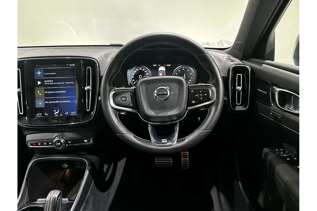 2018 Volvo XC40 T5 R-Design Launch Edition