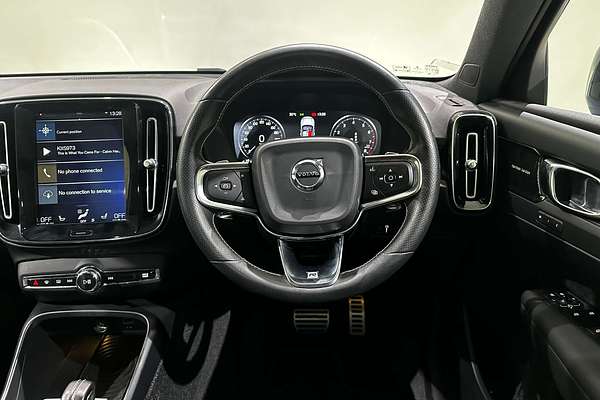 2018 Volvo XC40 T5 R-Design Launch Edition