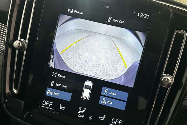 2018 Volvo XC40 T5 R-Design Launch Edition