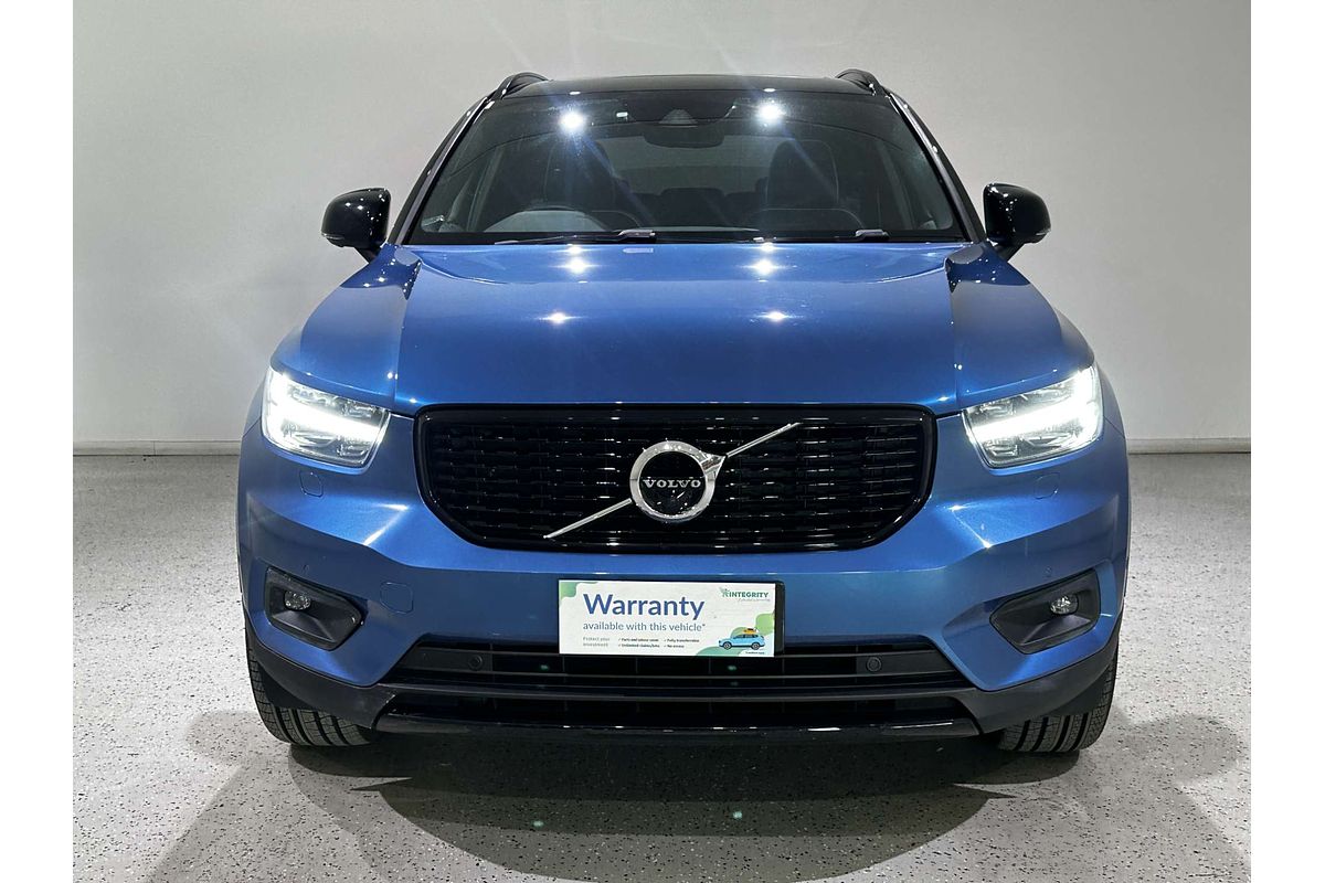 2018 Volvo XC40 T5 R-Design Launch Edition