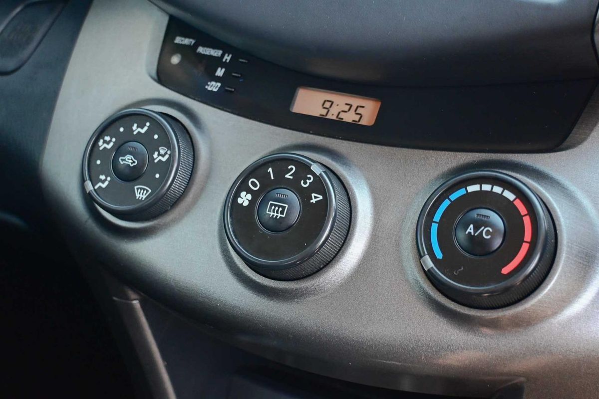 2011 Toyota RAV4 CV ACA33R