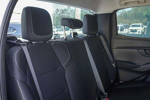 2025 Isuzu D-MAX SX 4X4