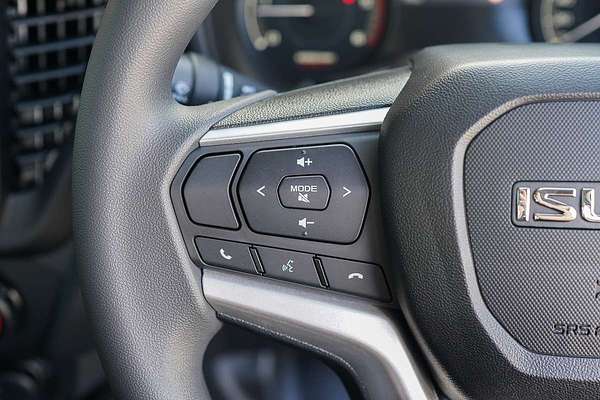 2025 Isuzu D-MAX SX 4X4