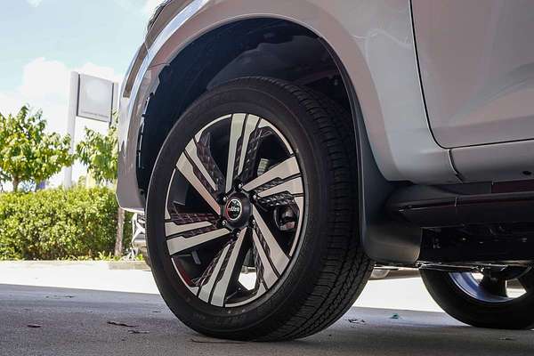 2025 Isuzu MU-X LS-T