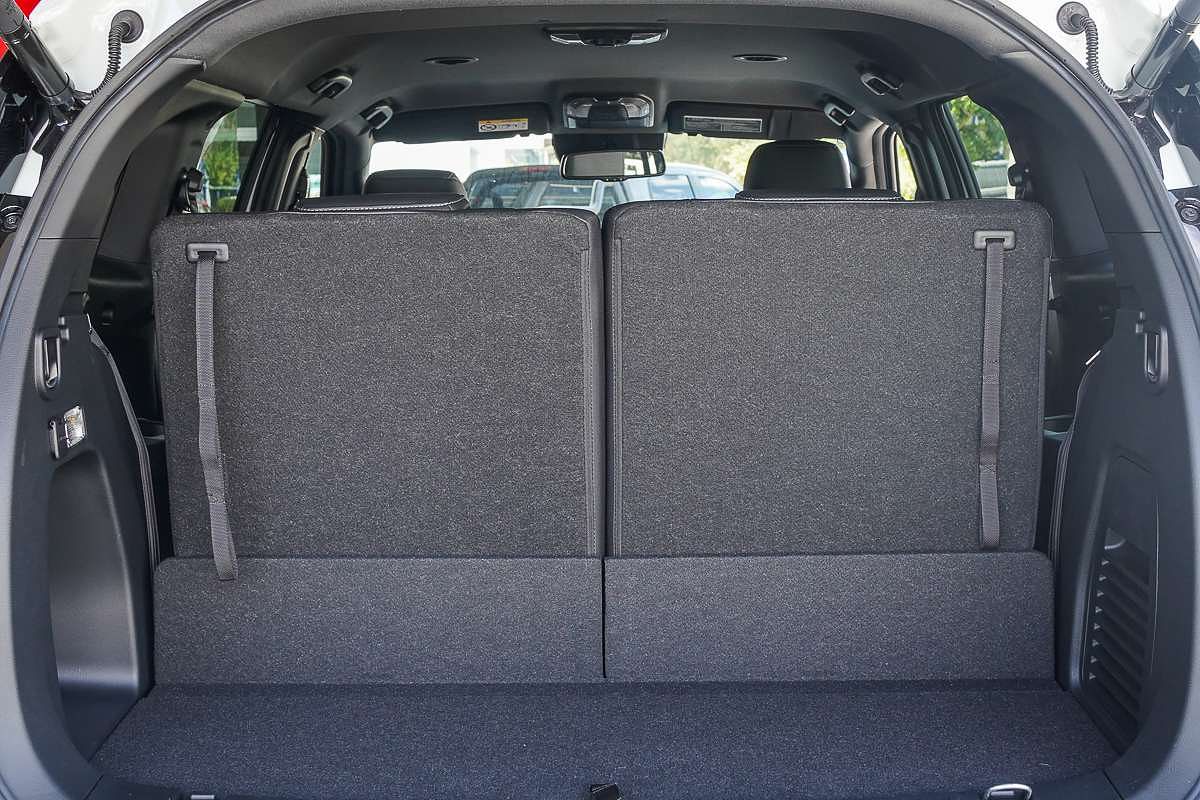 2025 Isuzu MU-X LS-T