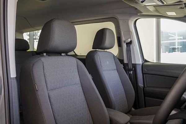 2025 Volkswagen Caddy TDI320 Life 5 LWB