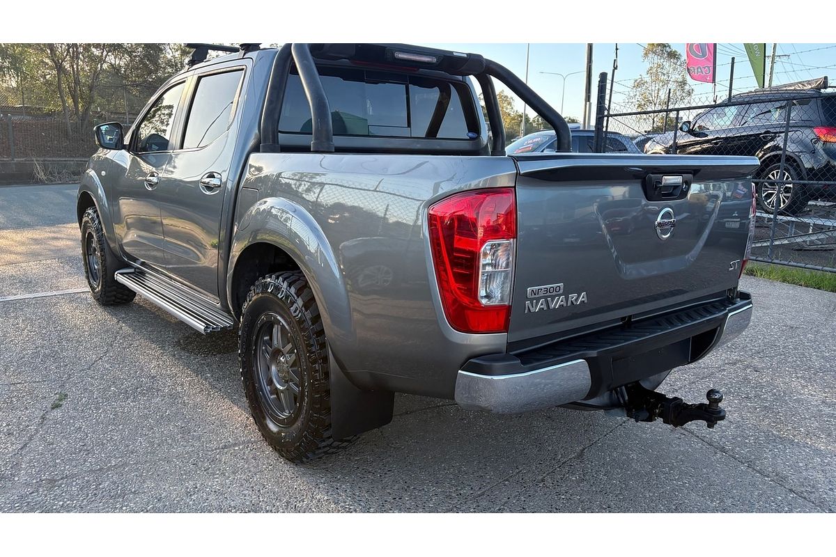 2015 Nissan Navara ST D23
