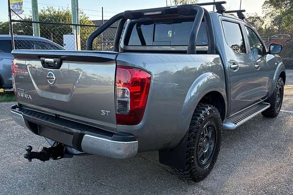 2015 Nissan Navara ST D23