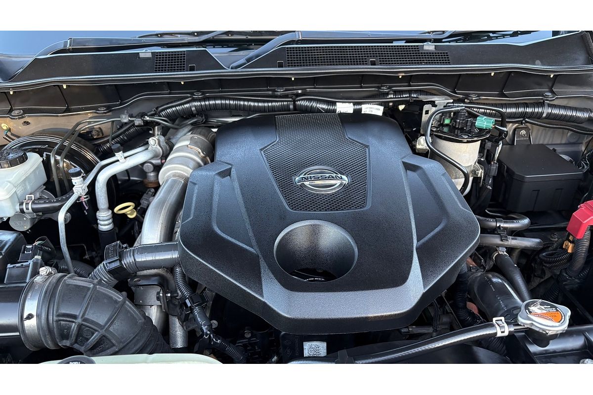 2015 Nissan Navara ST D23