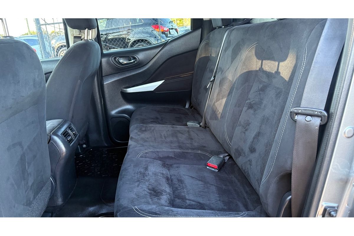 2015 Nissan Navara ST D23