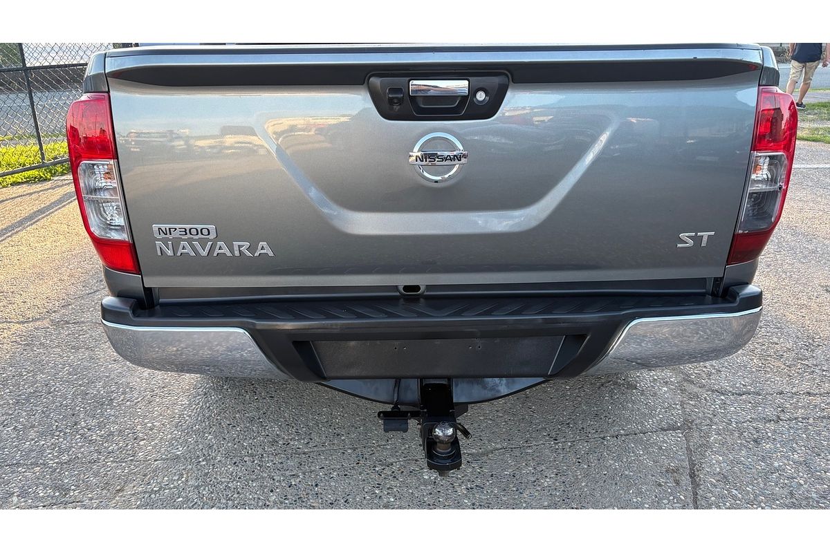 2015 Nissan Navara ST D23