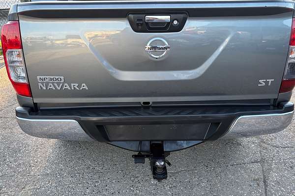 2015 Nissan Navara ST D23