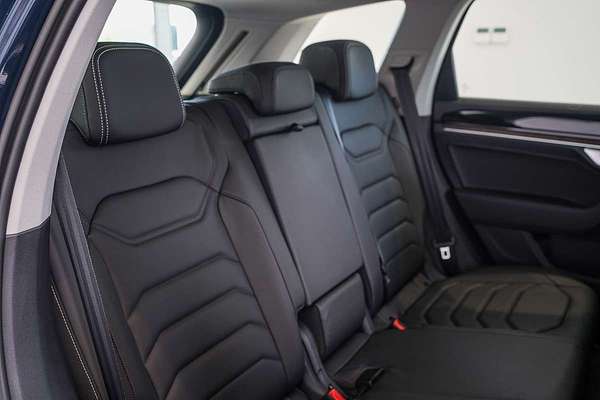 2025 Volkswagen Touareg 170TDI RC