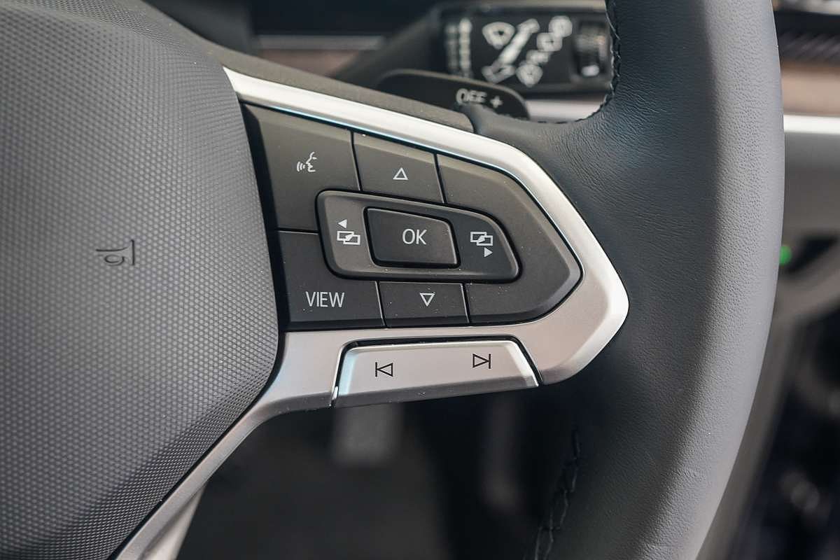 2025 Volkswagen Touareg 170TDI RC