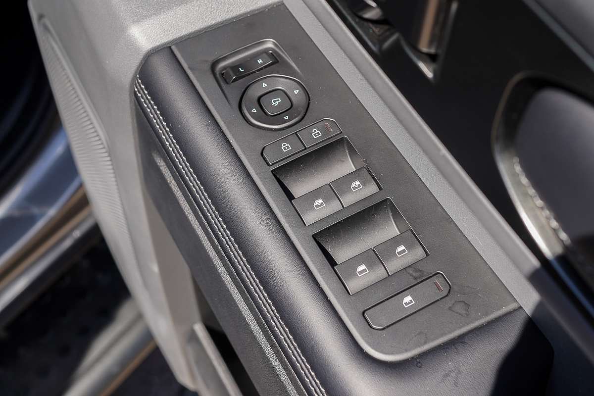 2025 Kia Tasman X-Line TK 4X4