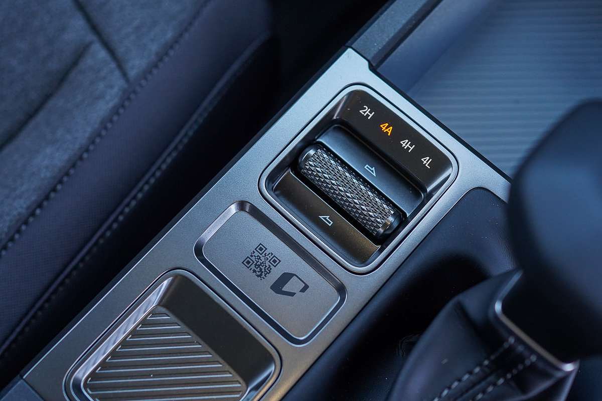 2025 Kia Tasman SX TK 4X4