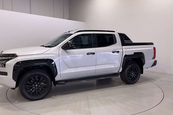 2024 Mitsubishi Triton GSR MV 4X4