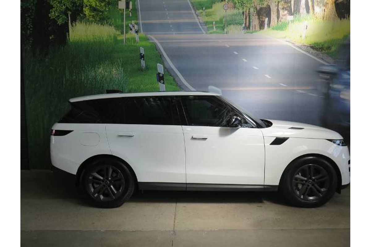 2023 Land Rover Range Rover SPORT D250 SE