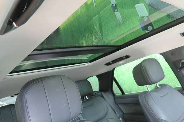 2023 Land Rover Range Rover SPORT D250 SE