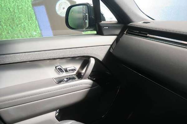 2023 Land Rover Range Rover SPORT D250 SE