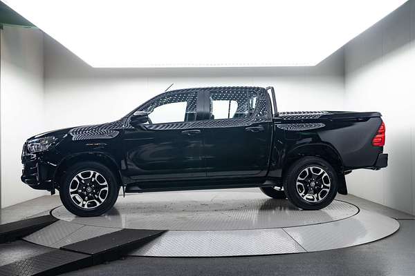2018 Toyota Hilux SR GUN126R 4X4