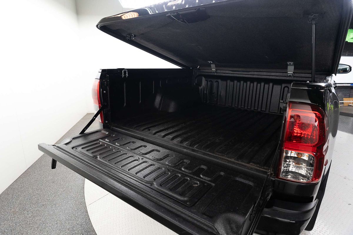 2018 Toyota Hilux SR GUN126R 4X4