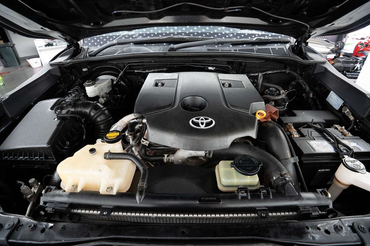 2018 Toyota Hilux SR GUN126R 4X4