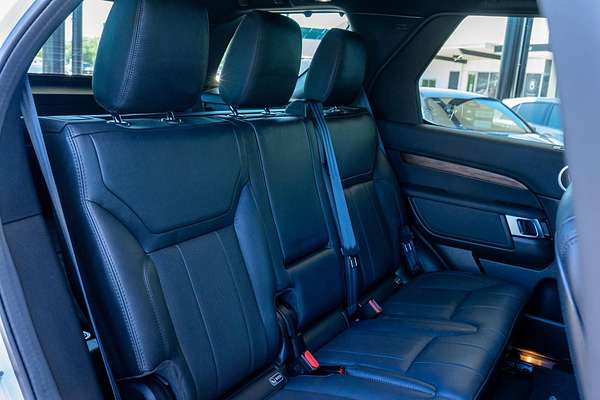 2019 Land Rover Discovery SD6 HSE Series 5